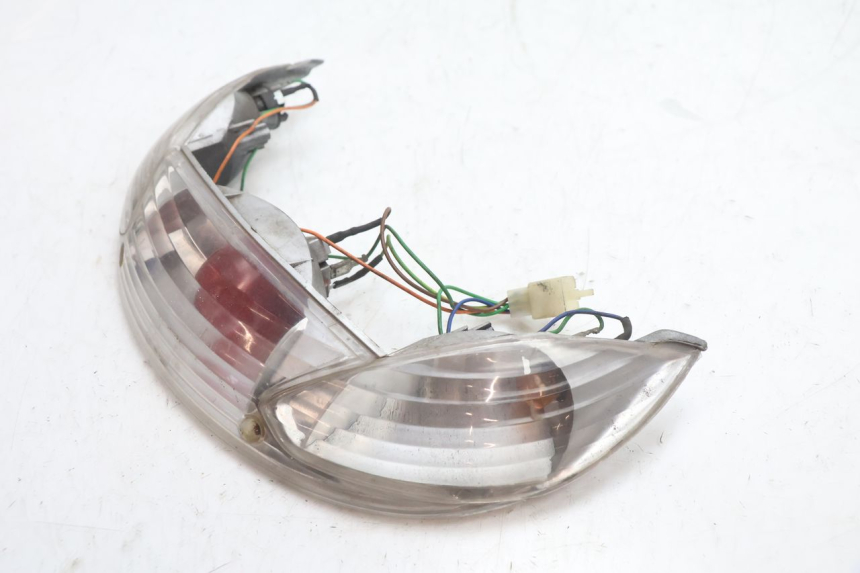 photo de LUZ TRASERA PEUGEOT VIVACITY 50 (1998 - 2003) - Zoom estado de uso