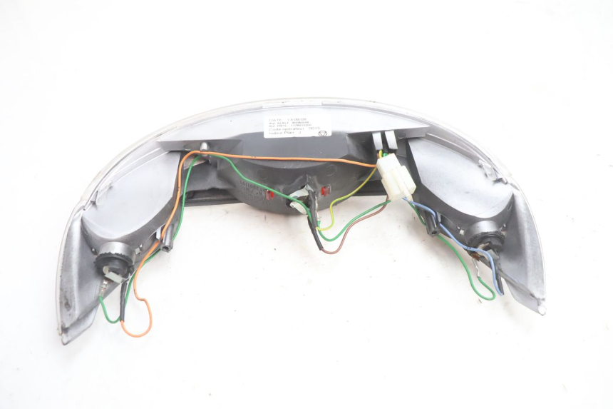 photo de LUZ TRASERA PEUGEOT VIVACITY 50 (2004 - 2009) - Primer plano técnico