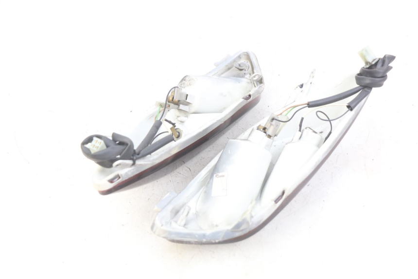 photo de LUZ TRASERA YAMAHA XMAX X-MAX 125 (2006 - 2009) - Vista general del producto