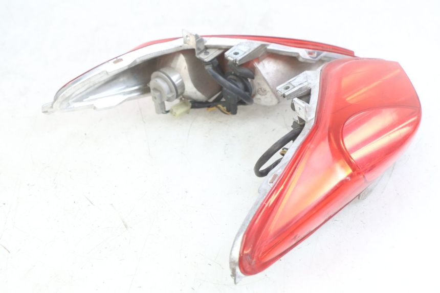 photo de LUZ TRASERA YAMAHA X-MAX XMAX 125 (2010 - 2013) - Vista general del producto