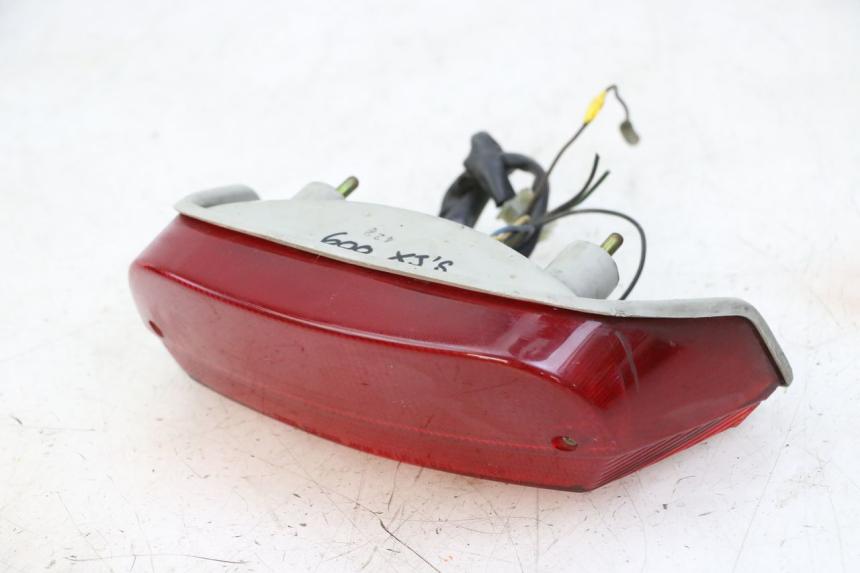photo de LUZ TRASERA YAMAHA XJN DIVERSION 600 (2000 - 2003) - Marcados y referencias originales