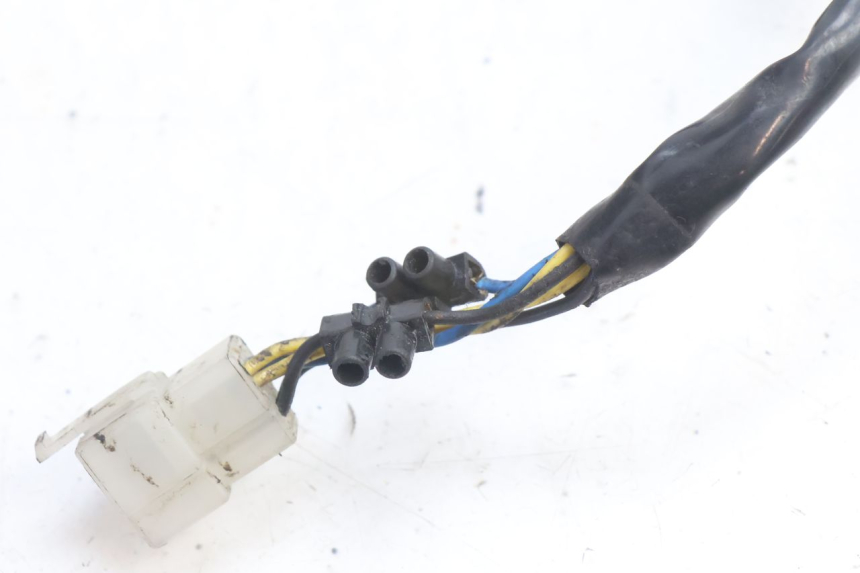 photo de LUZ TRASERA YAMAHA XJR 1300 (1998 - 2002) - Recambio usado revisado