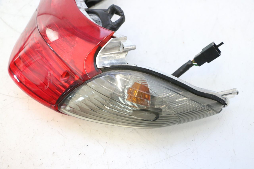 photo de LUZ TRASERA HONDA XLV VARADERO 125 (2007 - 2012) - Otra vista del artículo
