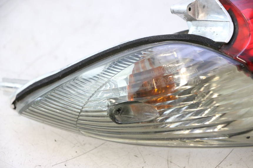 photo de LUZ TRASERA HONDA XLV VARADERO 125 (2007 - 2012) - Zoom sobre los componentes
