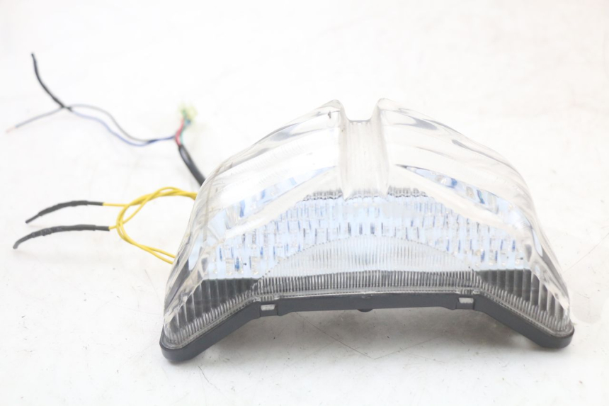 photo de LUZ TRASERA YAMAHA FZ1 FAZER 1000 (2007 - 2009) - Vista principal