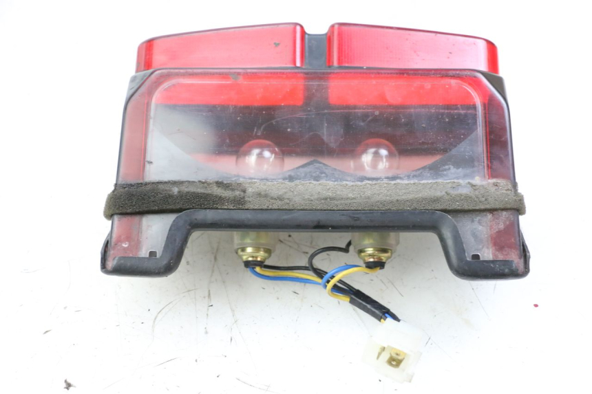 photo de LUZ TRASERA YAMAHA FZS FAZER 600 (2001 - 2003) - Zoom estado de uso