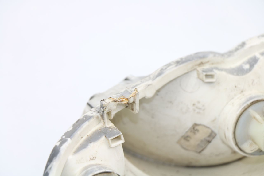 photo de LUZ TRASERA YAMAHA NEOS NEO'S 4T 50 (2008 - 2016) - Otra perspectiva