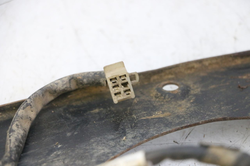 photo de LUZ TRASERA YAMAHA YFM GRIZZLY 550 (2008 - 2015) - Otra perspectiva