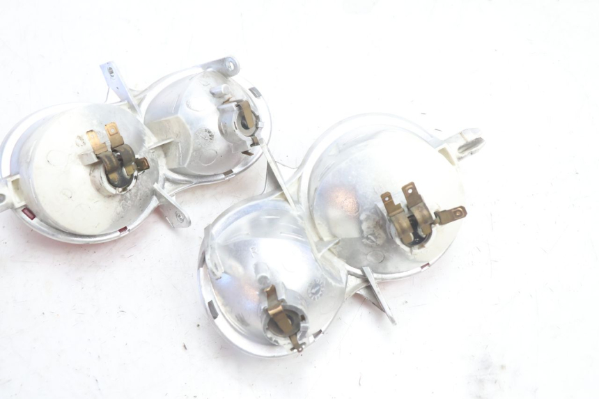 photo de LUZ TRASERA YAMAHA YP MAJESTY 125 (2007 - 2010) - Zoom estado de uso