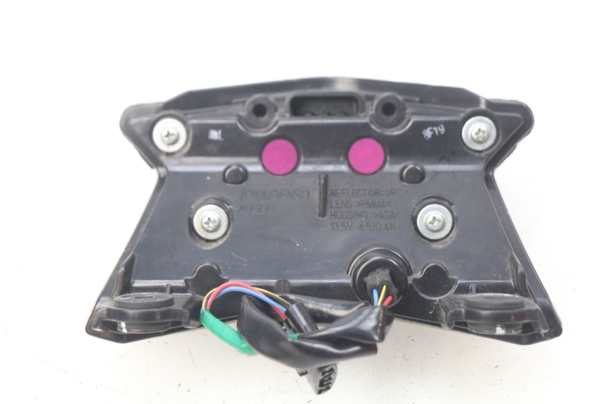 photo de LUZ TRASERA KAWASAKI Z 650 (2016 - 2019) - Zoom estado de uso