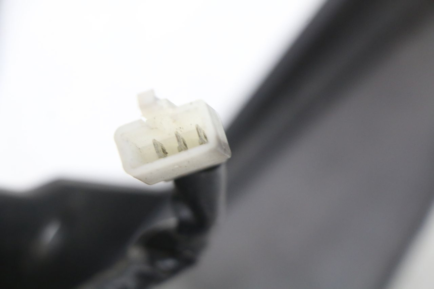 photo de LUZ TRASERA PIAGGIO ZIP 2T 50 (2009 - 2019) - Recambio usado revisado