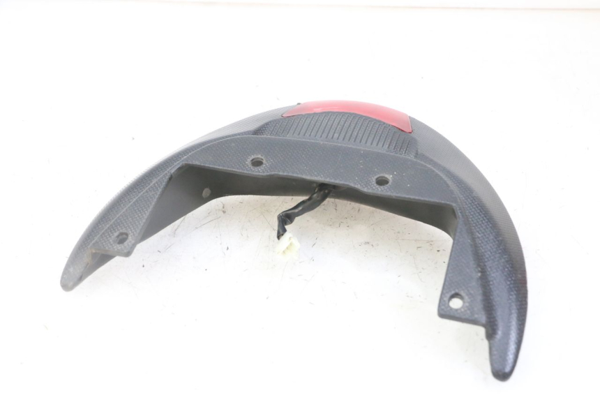 photo de LUZ TRASERA PIAGGIO ZIP 4T 50 (2018 - 2020) - Primer plano técnico
