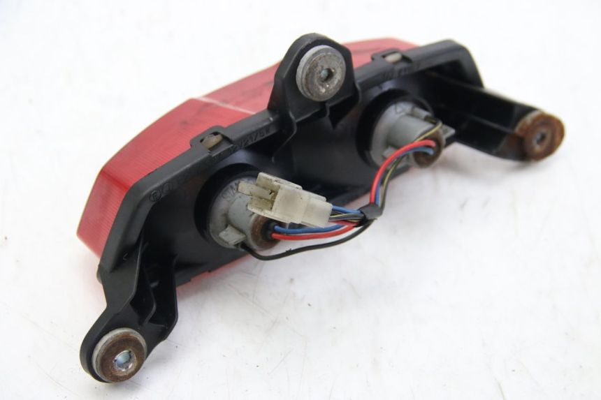 photo de LUZ TRASERA KAWASAKI ZX-6R ZX6R 600 (1995 - 1997) - Primer plano técnico