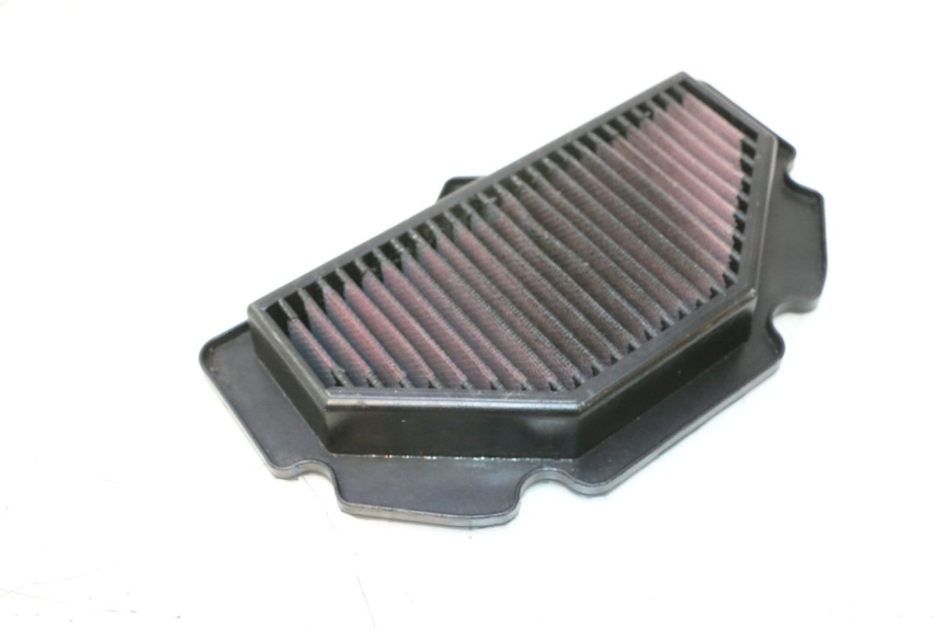 photo de FILTRO AIRE SUZUKI GSR 600 (2005 - 2012) - Detalle de la pieza