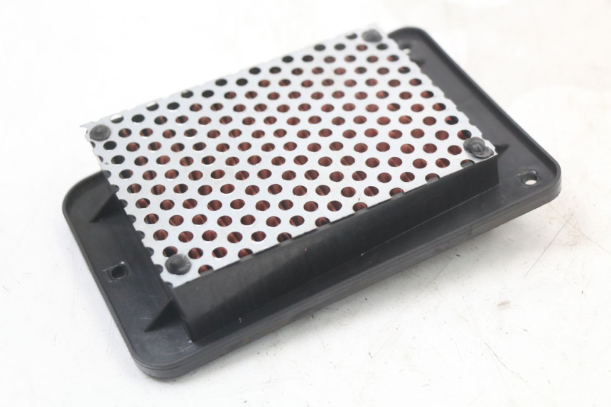 photo de FILTRO AIRE PEUGEOT BELVILLE 125 (2017 - 2021) - Otra perspectiva