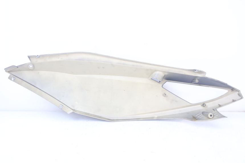 photo de FLANCO TRASERO DERECHO QUADRO 3D S 350 (2013 - 2018) - Detalles de los puntos de fijación