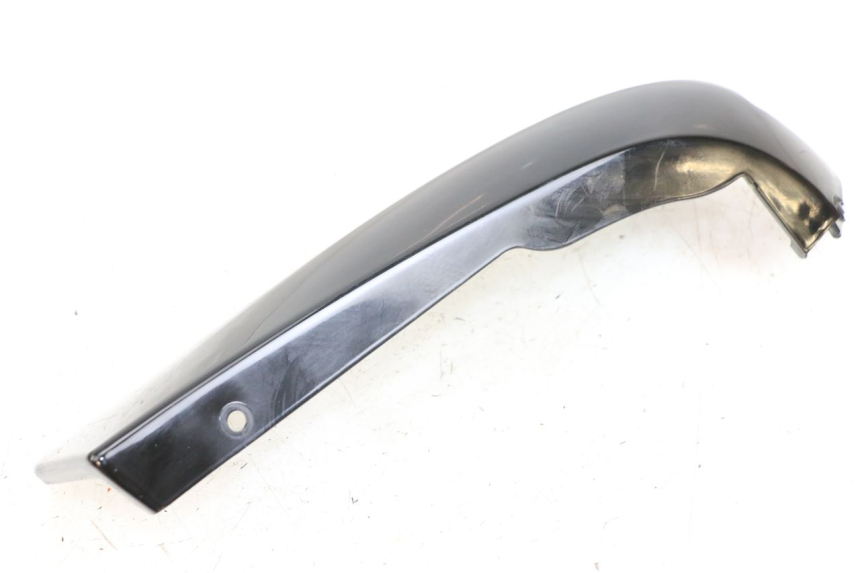 photo de FLANCO TRASERO DERECHO E-MAX 80L 1 (2011 - 2014) - Detalles de los puntos de fijación