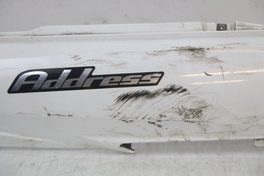 photo de CARENADO TRASERO DERECHA SUZUKI ADDRESS 110 (2015 - 2020) - Otra perspectiva