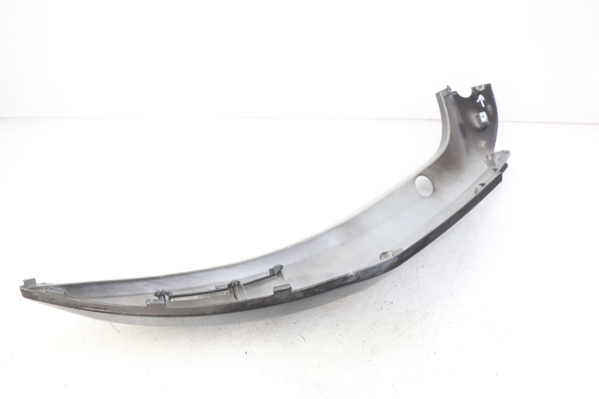 photo de FLANCO TRASERO DERECHO KYMCO AGILITY 16+ 4T 50 (2018 - 2023) - Estado de la superficie y material