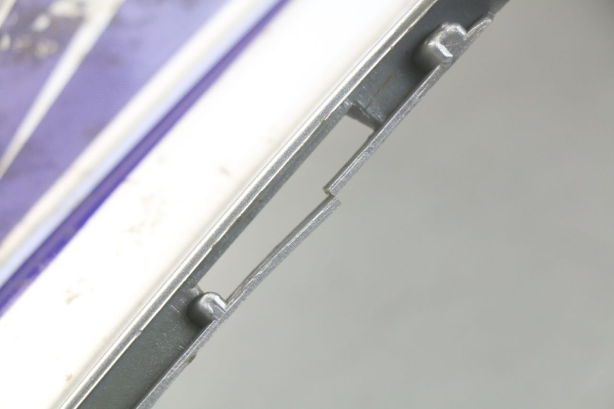 photo de FLANCO TRASERO DERECHO KYMCO AGILITY 4T 50 (2005 - 2018) - Detalles de los puntos de fijación