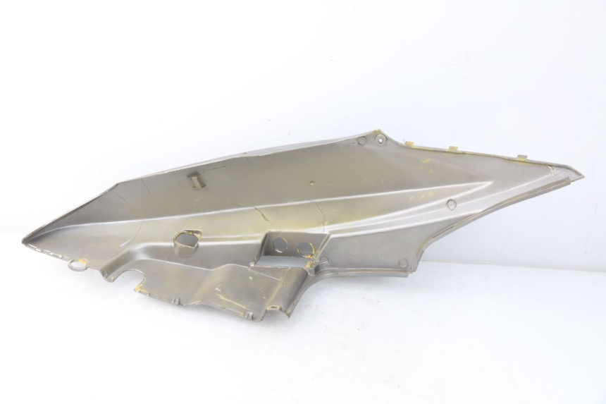 photo de FLANCO TRASERO DERECHO KYMCO AGILITY 4T 50 (2005 - 2018) - Detalle de la pieza