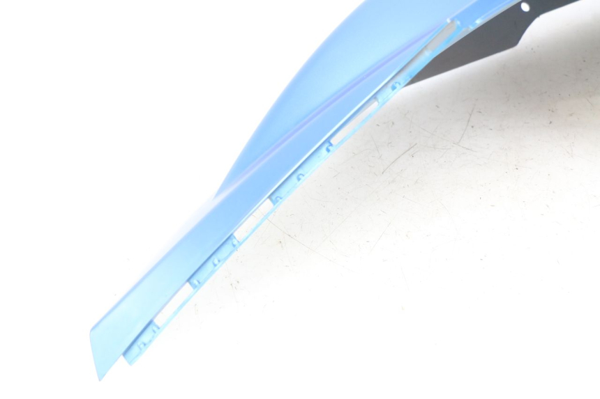 photo de FLANCO TRASERO DERECHO KYMCO AGILITY 4T 50 (2018 - 2022) - Zoom sobre los componentes