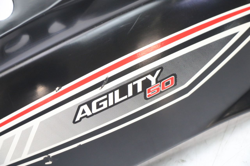 photo de FLANCO TRASERO DERECHO KYMCO AGILITY 4T 50 (2005 - 2018) - Otra perspectiva