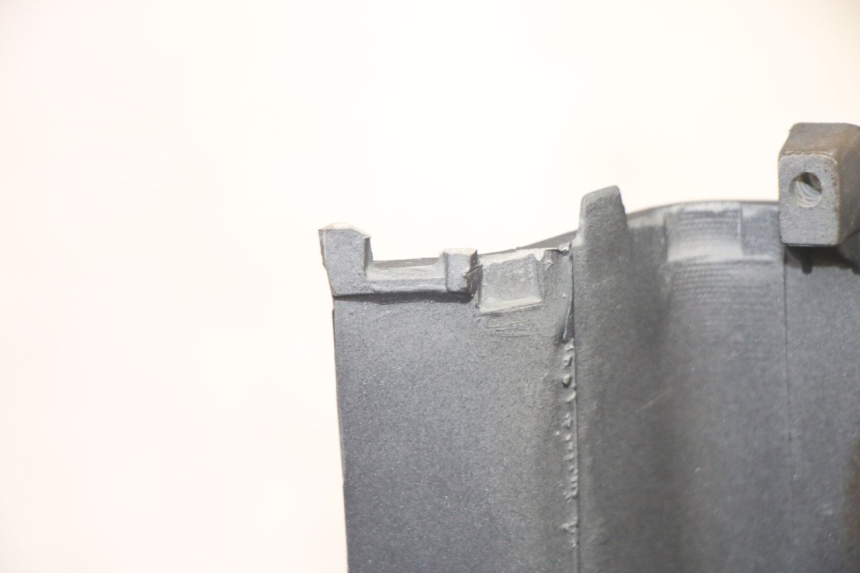 photo de FLANCO TRASERO DERECHO KYMCO AGILITY 4T 50 (2018 - 2022) - Otra vista del artículo