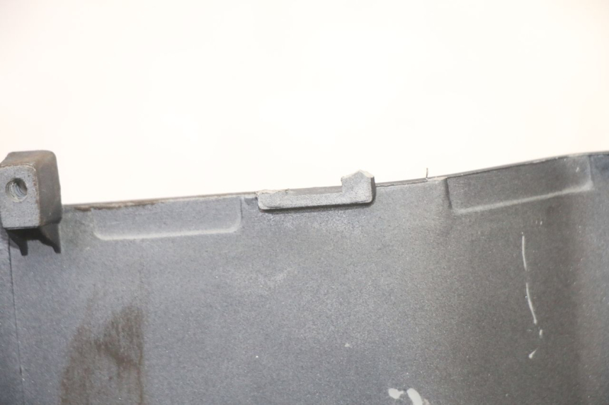 photo de FLANCO TRASERO DERECHO KYMCO AGILITY 4T 50 (2018 - 2022) - Características distintivas