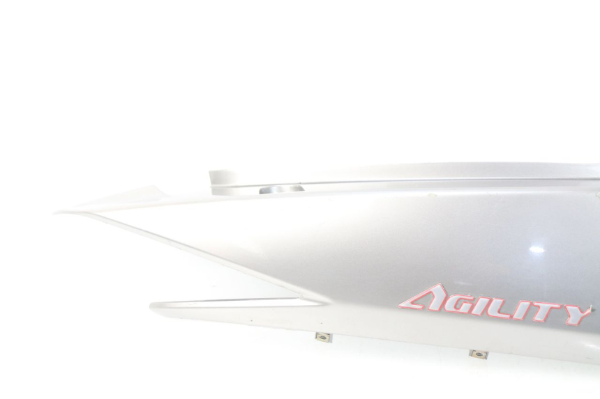 photo de CARENADO TRASERO DERECHA KYMCO AGILITY CITY 4T 50 (2008 - 2016) - Detalles de los puntos de fijación