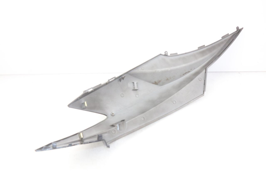 photo de FLANCO TRASERO DERECHO KYMCO AGILITY RS 2T 50 (2009 - 2013) - Primer plano técnico