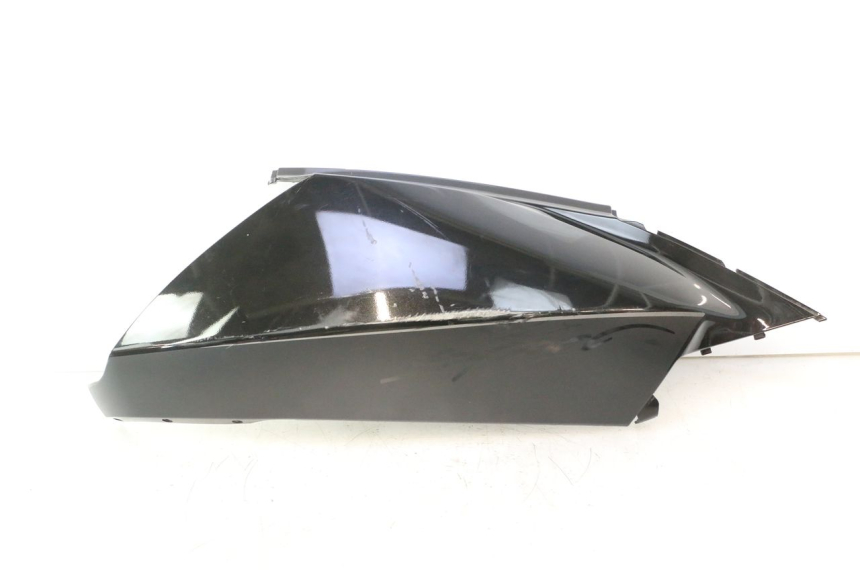 photo de CARENADO TRASERO DERECHA APRILIA ATLANTIC S 125 (2010 - 2013) - Detalle de la pieza