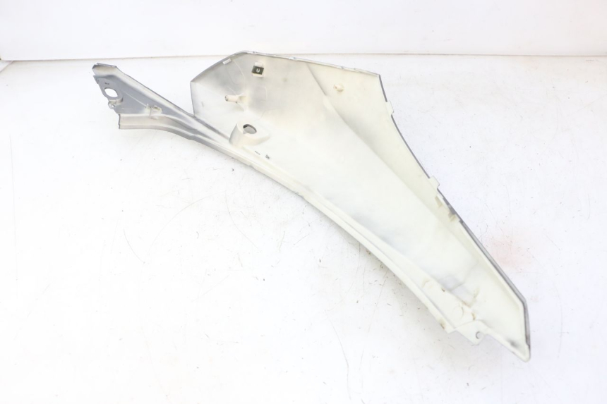 photo de CARENADO TRASERO DERECHA MOTRON BREEZY 4T 50 (2021 - 2025) - Detalle de la pieza