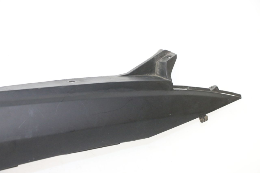 photo de CARENADO TRASERO DERECHA SUZUKI BURGMAN 125 (2007 - 2014) - Foto de producto adicional