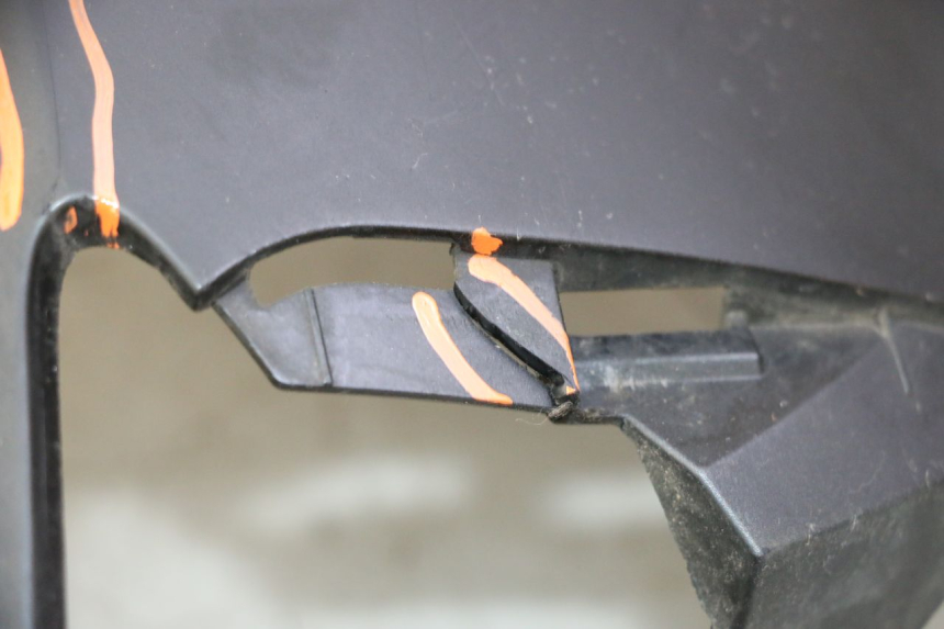 photo de CARENADO TRASERO DERECHA SUZUKI BURGMAN 125 (2007 - 2014) - Zoom estado de uso