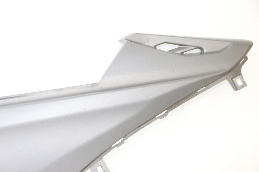 photo de CARENADO TRASERO DERECHA SUZUKI BURGMAN 650 (2013 - 2020) - Recambio usado revisado