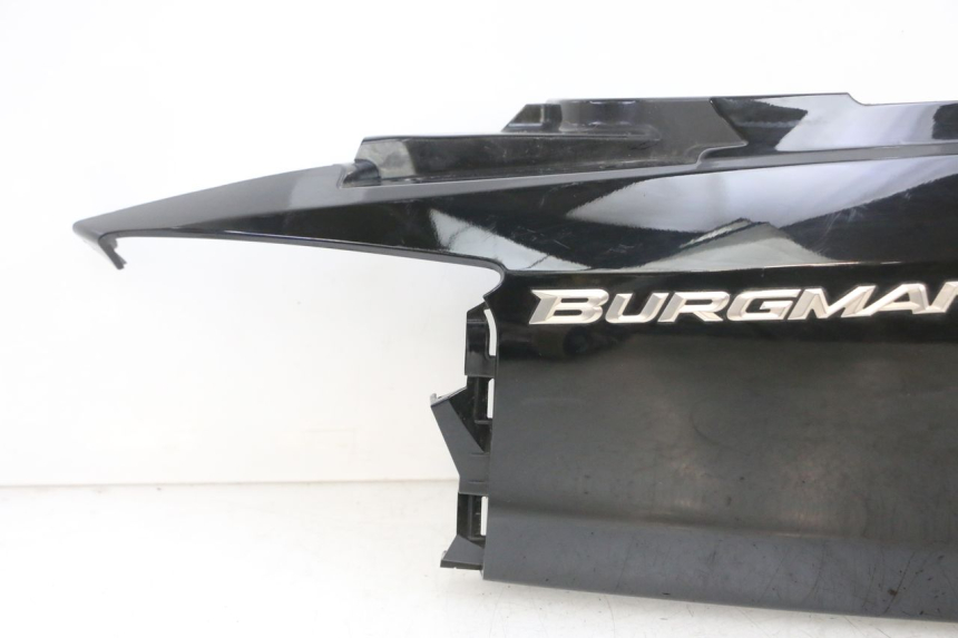 photo de CARENADO TRASERO DERECHA SUZUKI BURGMAN 125 (2007 - 2014) - Zoom sobre los componentes