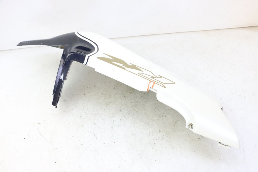 photo de FLANCO TRASERO DERECHO HONDA CBR RR FIREBLADE 900 (1992 - 1994) - Características distintivas