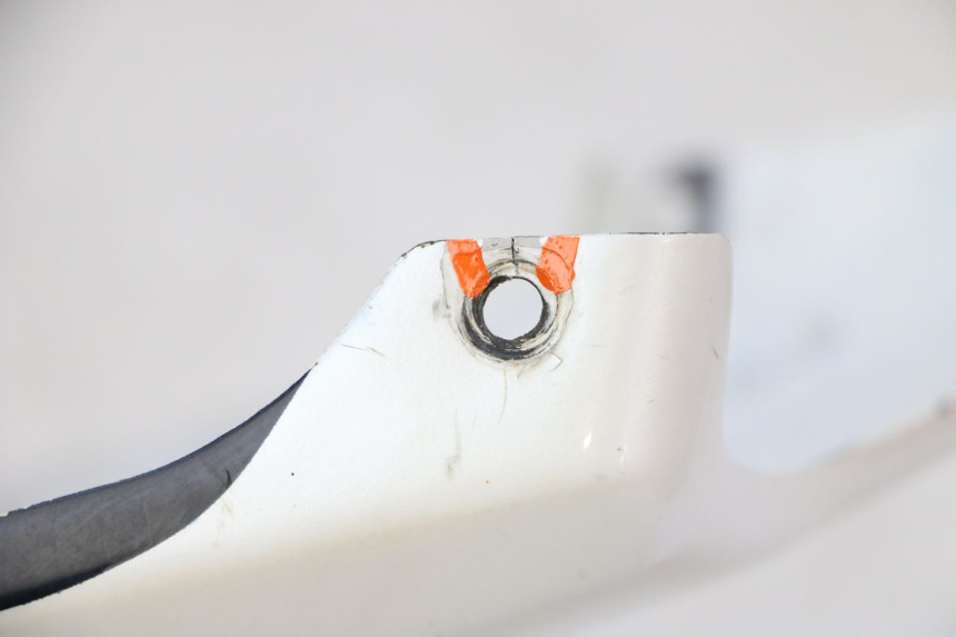 photo de FLANCO TRASERO DERECHO HONDA CBR RR FIREBLADE 900 (1992 - 1994) - Zoom estado de uso