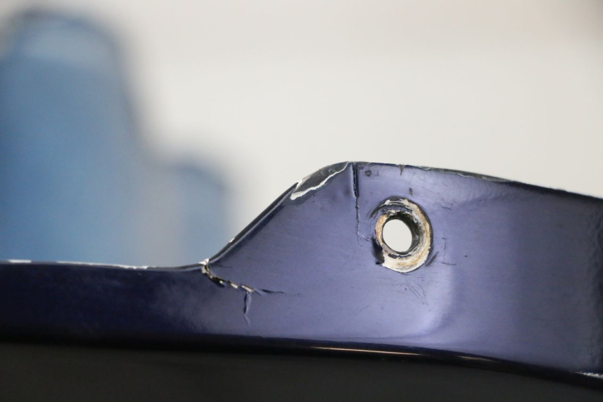 photo de FLANCO TRASERO DERECHO HONDA CBR RR FIREBLADE 900 (1992 - 1994) - Otra perspectiva