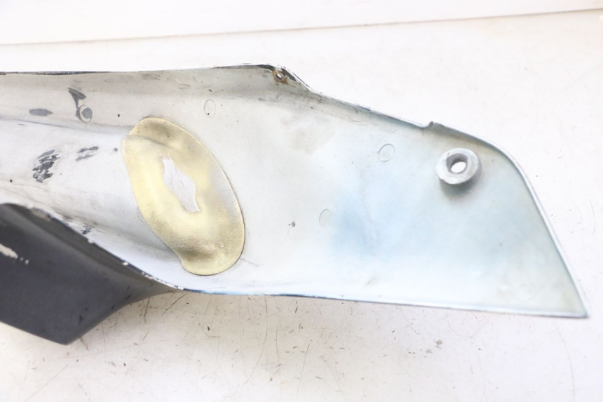 photo de FLANCO TRASERO DERECHO HONDA CBR RR FIREBLADE 900 (1992 - 1994) - Vista general del producto