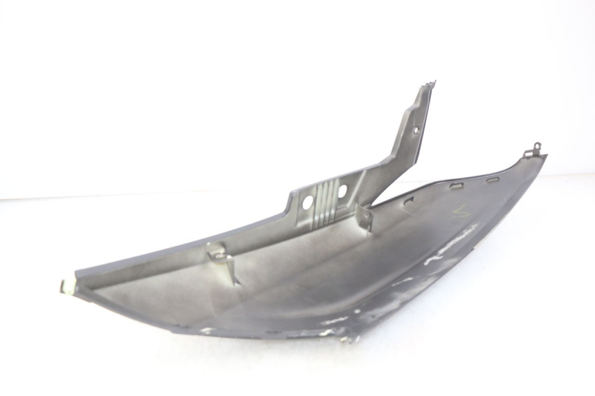 photo de FLANCO TRASERO DERECHO PEUGEOT CITYSTAR 125 (2011 - 2017) - Otra perspectiva