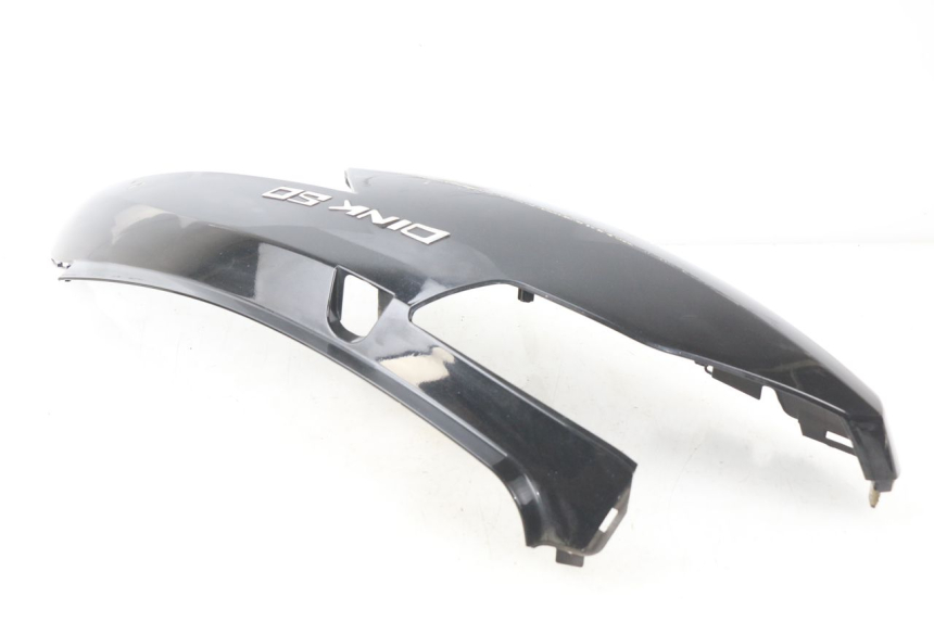 photo de CARENADO TRASERO DERECHA KYMCO DINK 4T 50 (2007 - 2018) - Detalles de los puntos de fijación