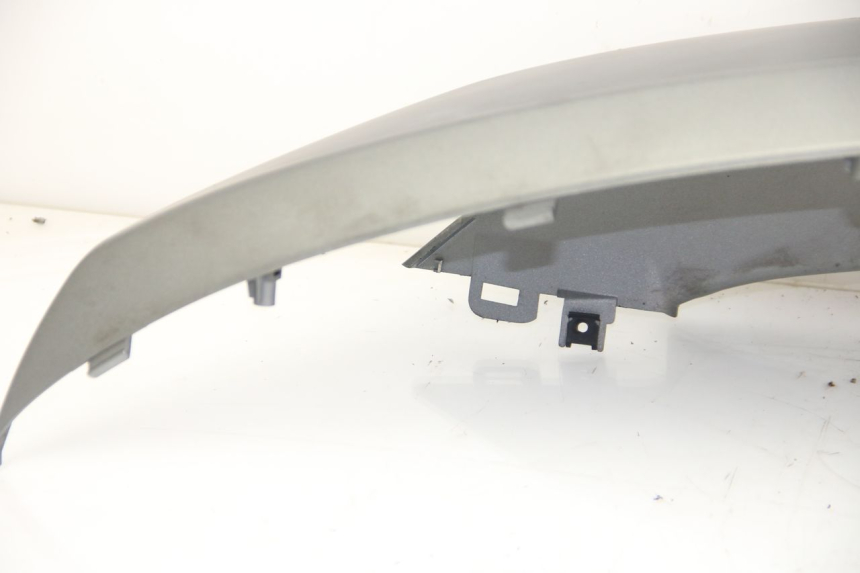 photo de FLANCO TRASERO DERECHO KYMCO DOWNTOWN ABS 125 (2015 - 2017) - Características distintivas