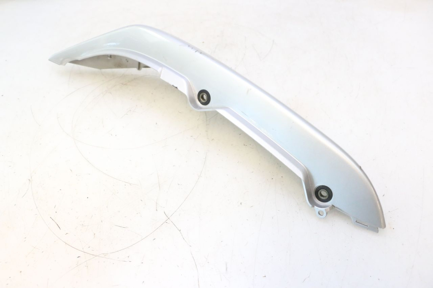 photo de CARENADO TRASERO DERECHA KAWASAKI ER-6 ER6 N 650 (2005 - 2009) - Primer plano técnico