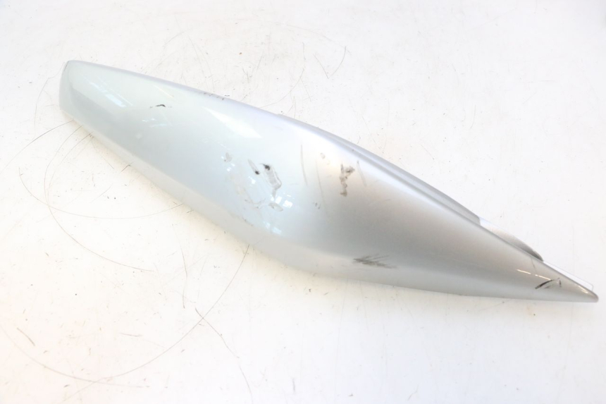 photo de CARENADO TRASERO DERECHA KAWASAKI ER-6 ER6 N 650 (2005 - 2009) - Detalles de los puntos de fijación