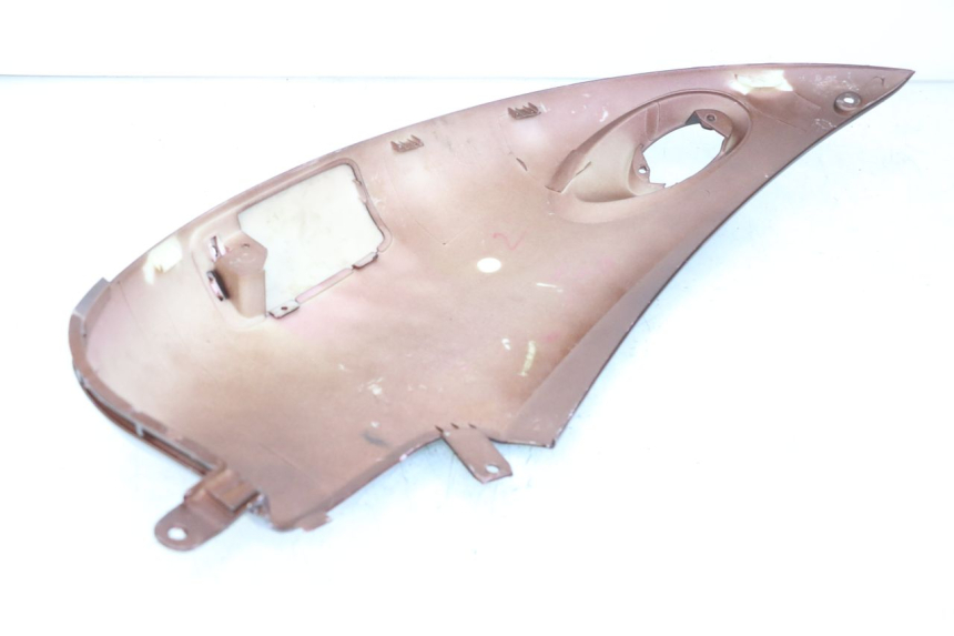 photo de CARENADO TRASERO DERECHA EUROCKA RETRO 50 (2007 - 2014) - Detalle de la pieza