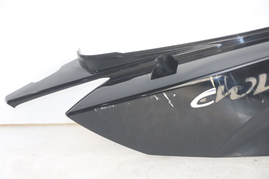 photo de FLANCO TRASERO DERECHO JM MOTORS EVOLIS 4T 50 (2018 - 2022) - Características distintivas