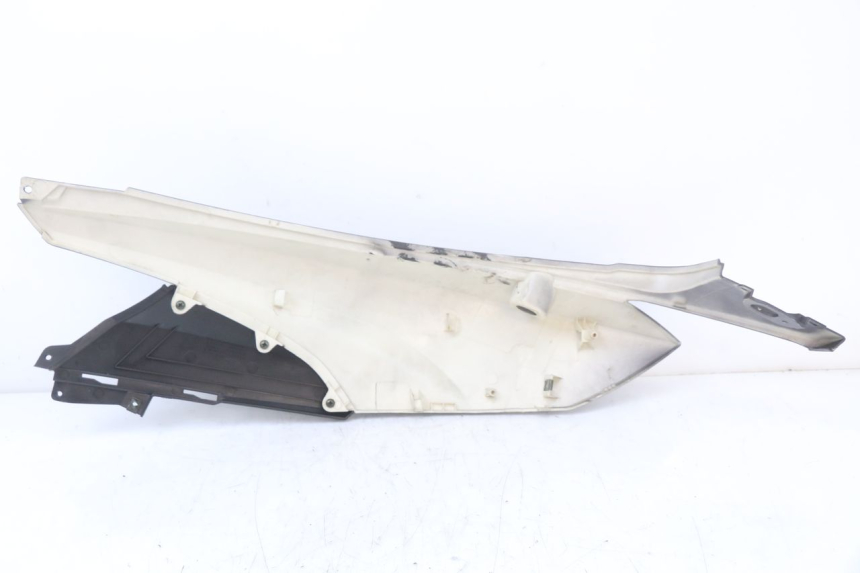 photo de FLANCO TRASERO DERECHO JM MOTORS EVOLIS 4T 50 (2018 - 2022) - Detalle de la pieza