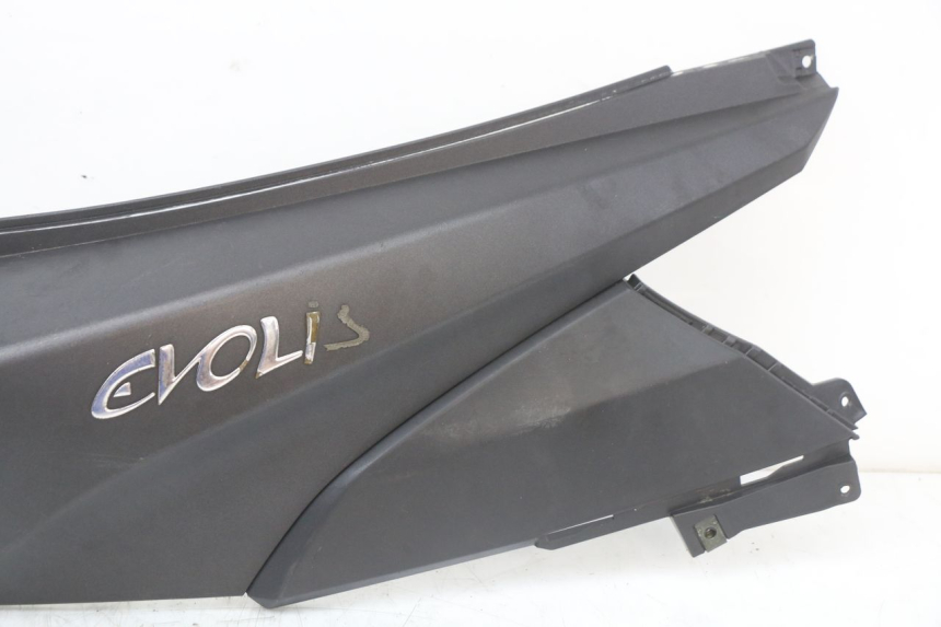 photo de FLANCO TRASERO DERECHO JM MOTORS EVOLIS 4T 50 (2018 - 2022) - Primer plano técnico